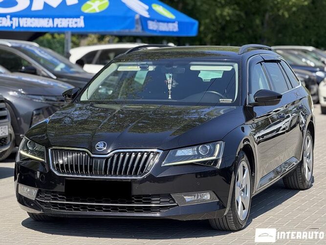 Skoda Superb 2015 doar la InterAuto
