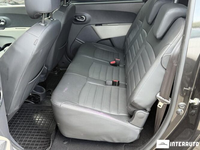 Dacia Lodgy 47 dacia Lodgy 2016