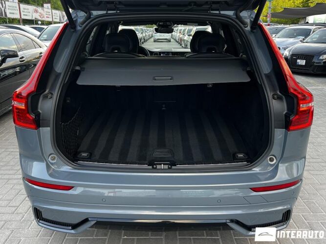 volvo XC 60 2022