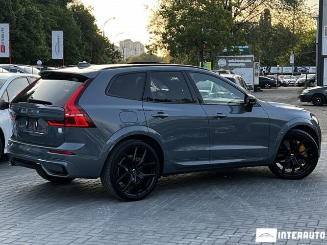 volvo XC 60 2022