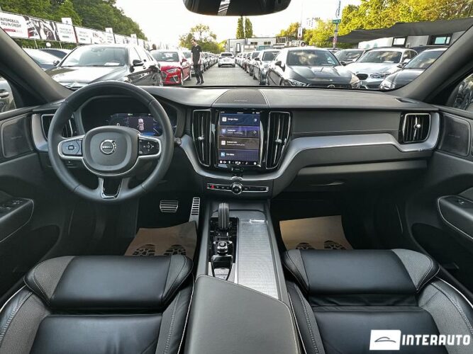 volvo XC 60 2022