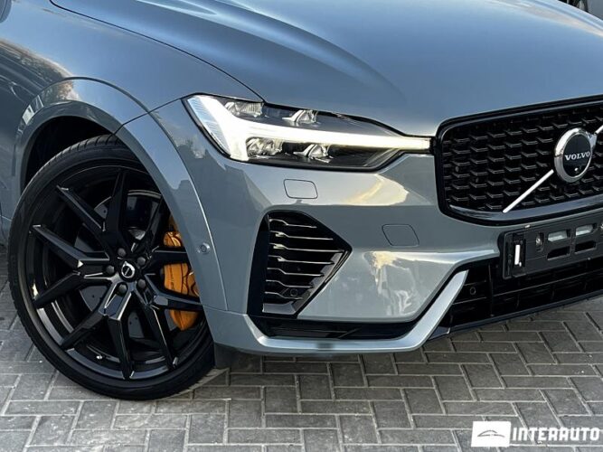 volvo XC 60 2022