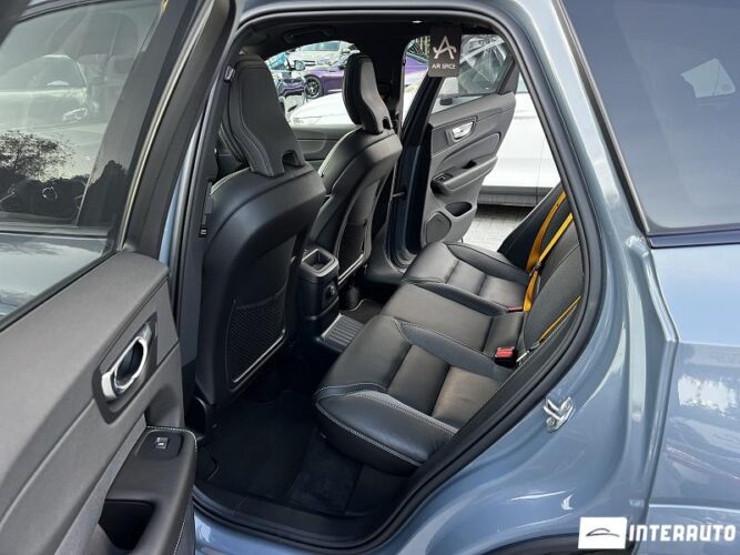 volvo XC 60 2022