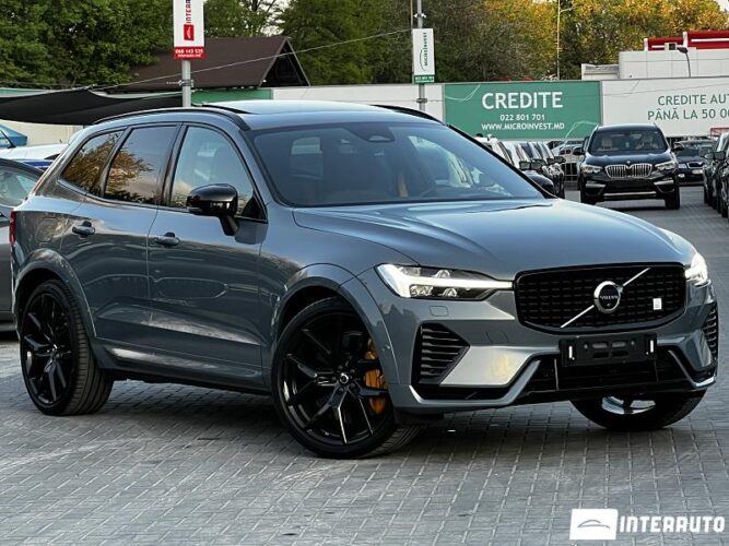 volvo XC 60 2022