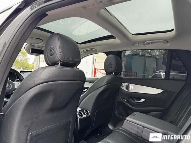 Mercedes GLC 300e 42 mercedes GLC 300e 2020