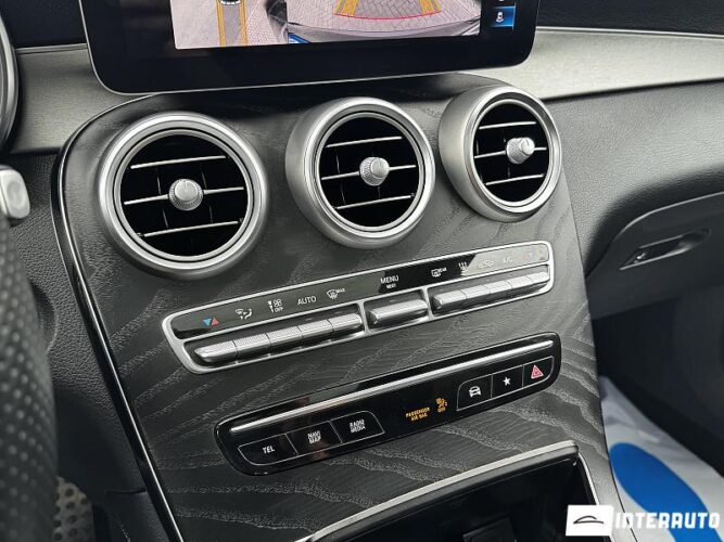 Mercedes GLC 300e 48 mercedes GLC 300e 2020