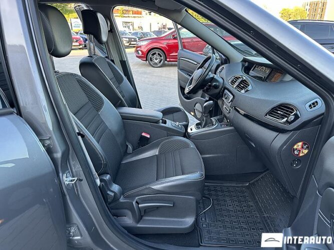 renault Grand Scenic 2015