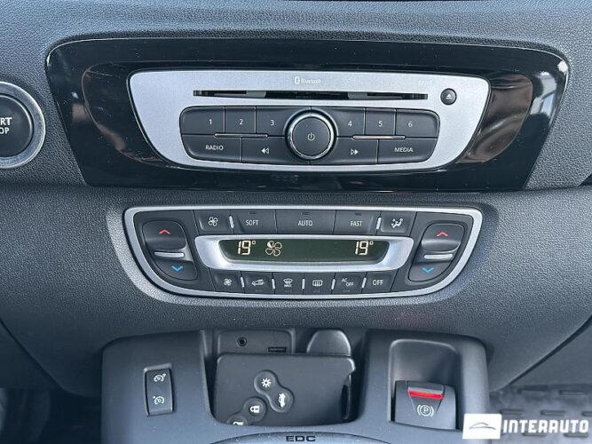 renault Grand Scenic 2015