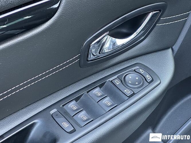 renault Grand Scenic 2015
