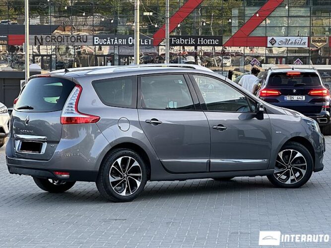 renault Grand Scenic 2015