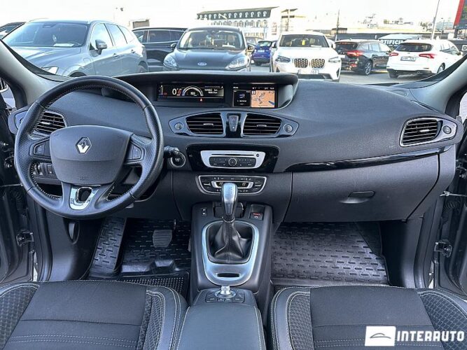 renault Grand Scenic 2015