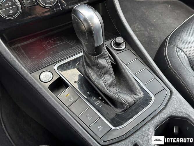 Volkswagen Jetta 46 volkswagen Jetta 2020