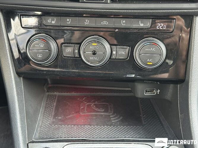 Volkswagen Jetta 45 volkswagen Jetta 2020