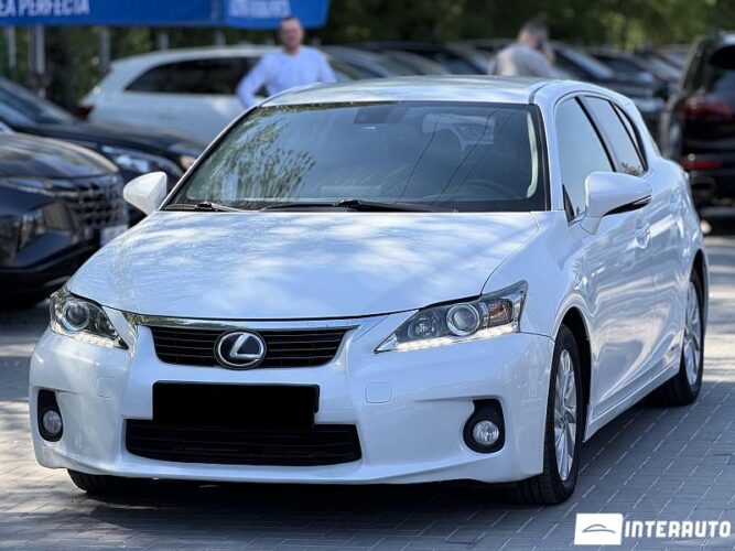 Lexus CT 200h 2011 doar la InterAuto