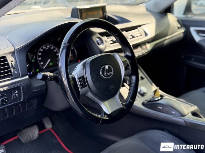 lexus CT 200h 2011