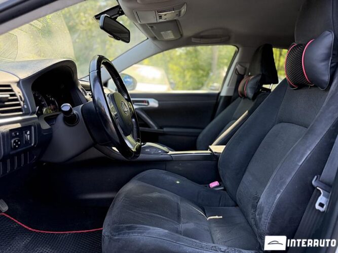 lexus CT 200h 2011