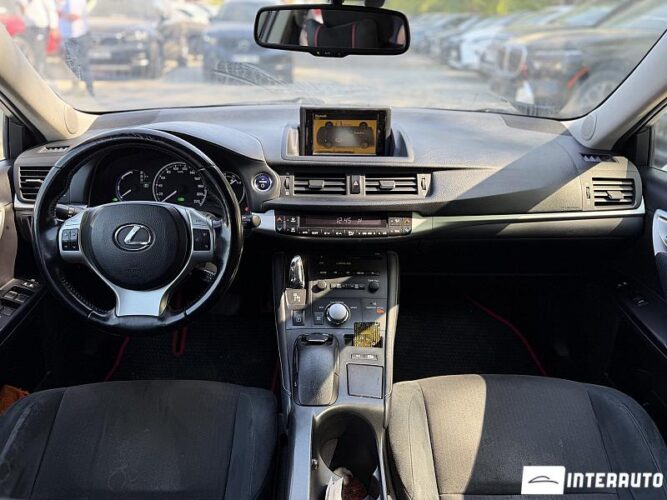 lexus CT 200h 2011