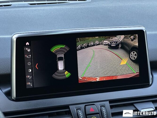 bmw 225XE 2018