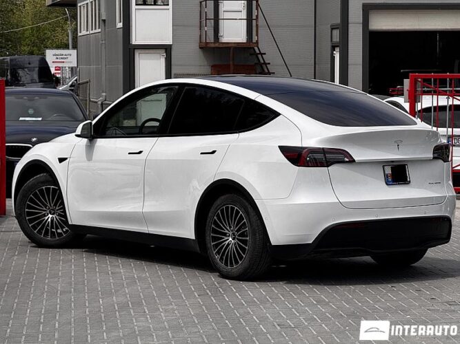 tesla Model Y 2022