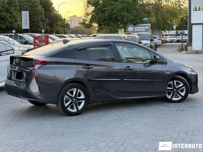 Toyota Prius 32 toyota Prius 2017