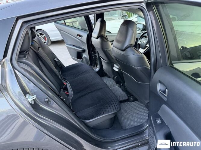 Toyota Prius 37 toyota Prius 2017