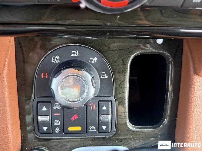 Land Rover Discovery 43 land rover Discovery 2011