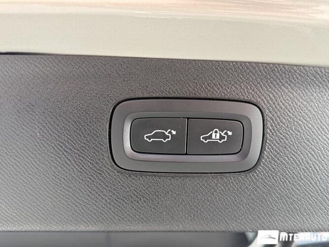 volvo XC 90 2021