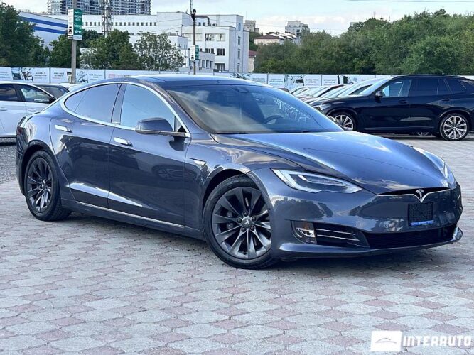 tesla Model S 2016