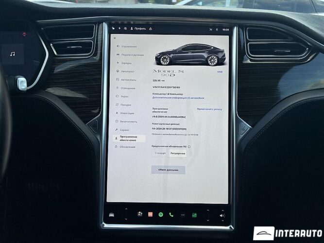 tesla Model S 2016