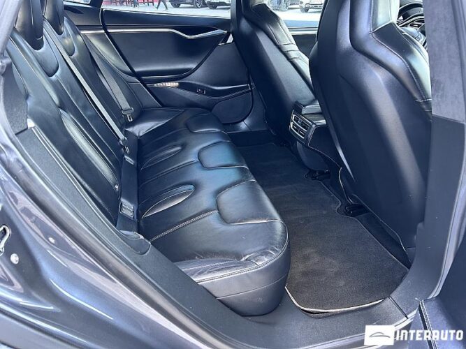 tesla Model S 2016