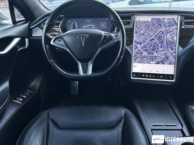 tesla Model S 2016