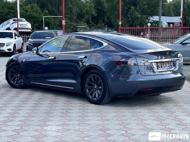 tesla Model S 2016