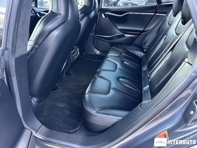 tesla Model S 2016