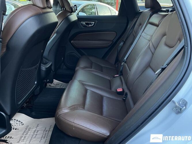 volvo XC 60 2020