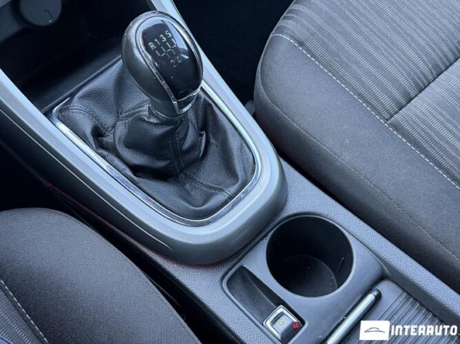 opel Astra 2011