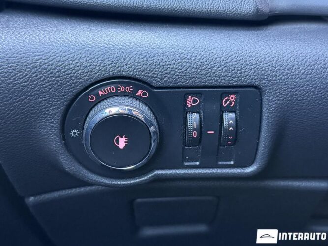 opel Astra 2011