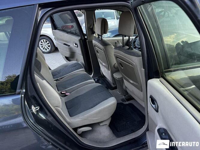 renault Grand Scenic 2004