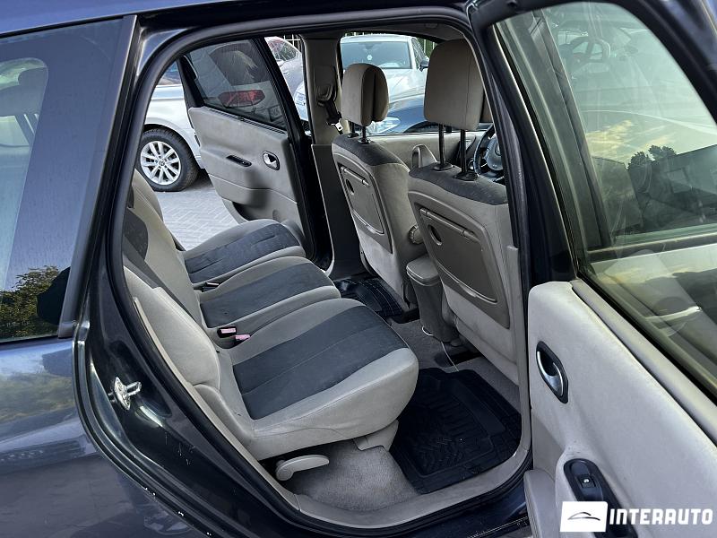 renault Grand Scenic 2004