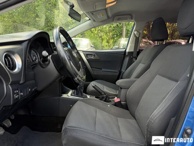 toyota Auris 2013