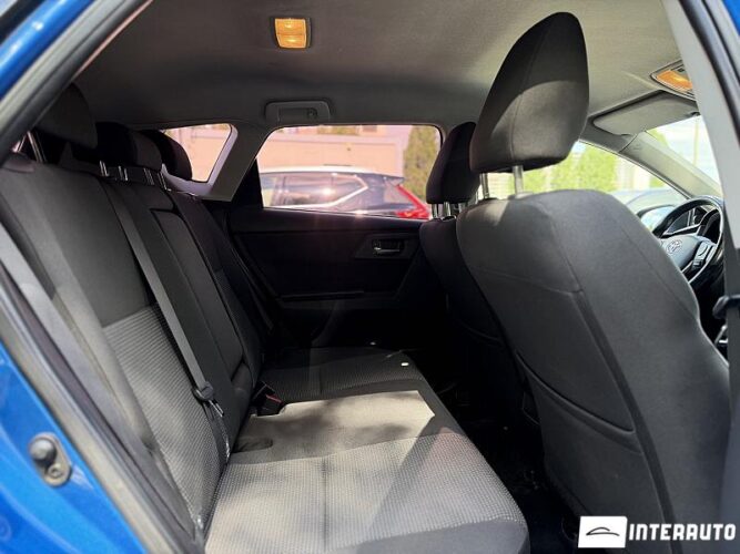 toyota Auris 2013