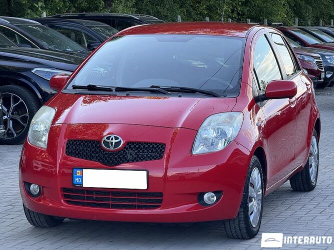 Toyota Yaris 2008 doar la InterAuto