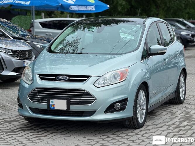 Ford C-MAX 2013 doar la InterAuto