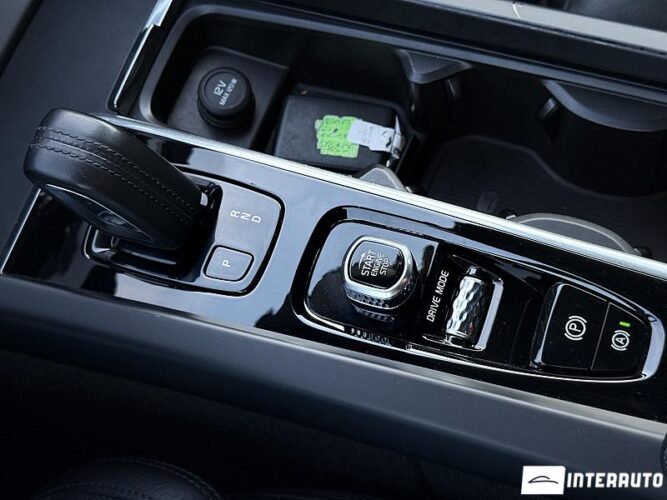 volvo XC 60 2019