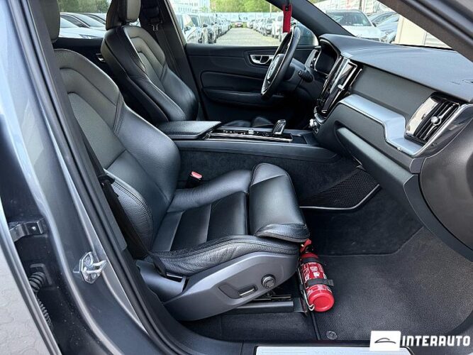 volvo XC 60 2019