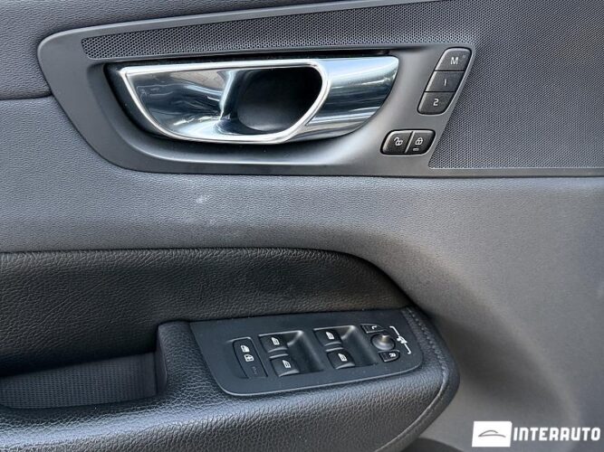 volvo XC 60 2019