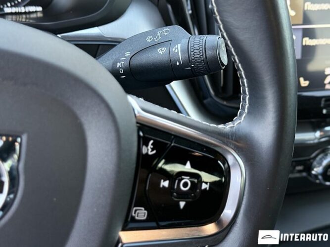 volvo XC 60 2019