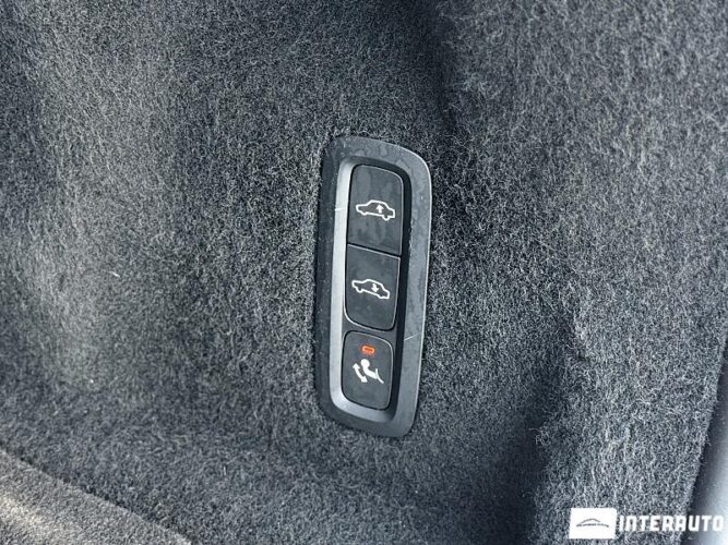 volvo XC 60 2019