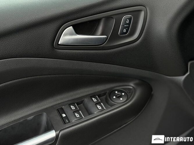 ford Kuga 2017