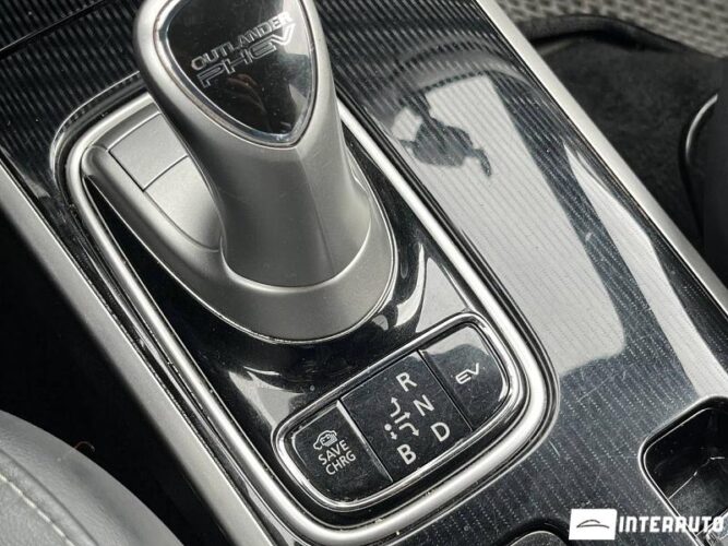 mitsubishi Outlander 2018