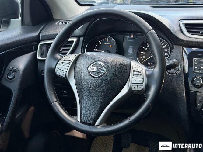 nissan Qashqai 2015